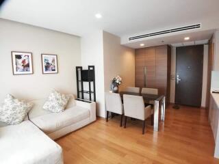 2 bedrooms condominium for sale close to MRT Petchburi station