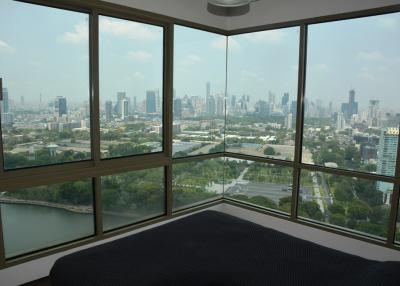 4-bedroom penthouse with lake views close to BTS Asoke
