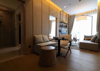 One bedroom luxury apartment in Ekamai