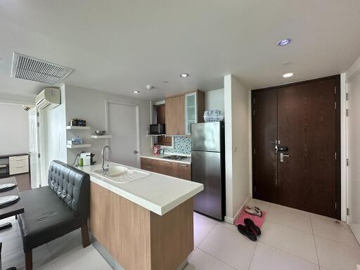 2 bedroom condo for sale on Petchaburi road