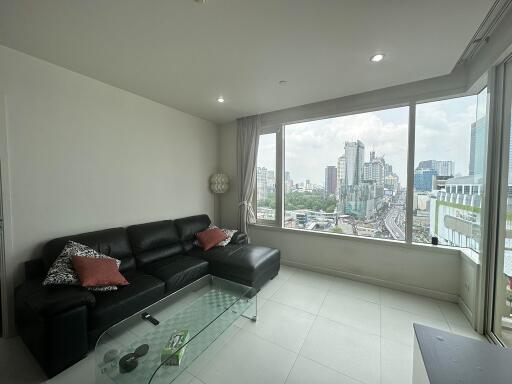 2 bedroom condo for sale on Petchaburi road