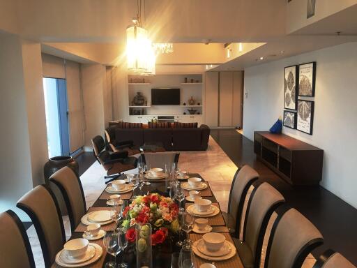 4-bedroom modern penthouse with breathtaking views in Sathorn