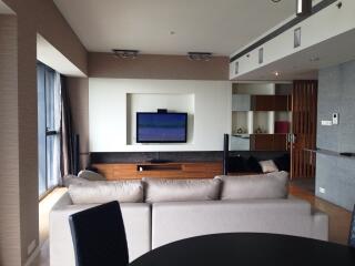 3-bedroom spacious condo with panoramic views in Sathorn