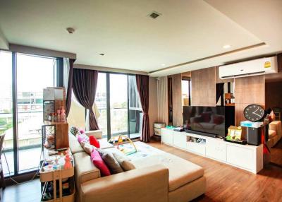 3 bedroom duplex condo for sale on Bang Chak Sukhumvit
