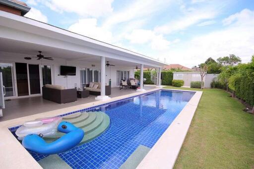 3 bed villa for sale in Hua Hin