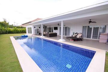 3 bed villa for sale in Hua Hin