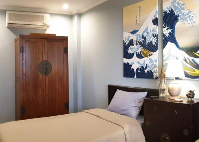 Spectacular 3 bedroom condo in Wong Amat, Pattaya
