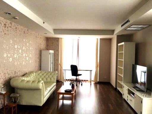 Lovely 2 bedrooms condominium for sale close BTS Rajdamri