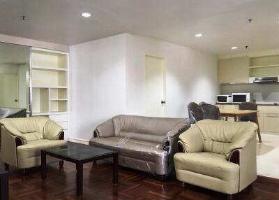 2 bedroom condo for sale close to Phrom Phong BTS Station