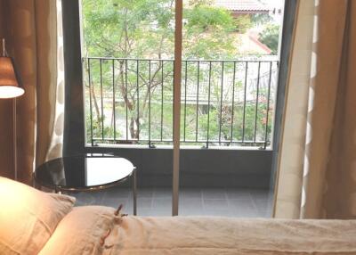 Low rise 1 bedroom  condominium in Promphong