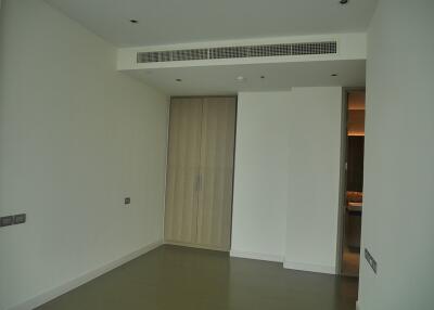 2 bedrooms comdominium for sale in Rajdamri