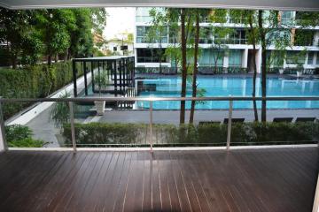 modern 4-bedroom duplex condo 300m from BTS Pra Khanong!