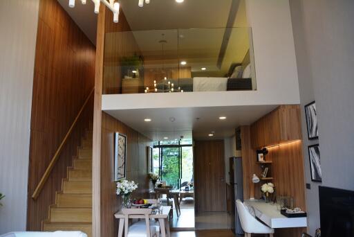 Brand new 1-bedroom duplex in the Phromphong area