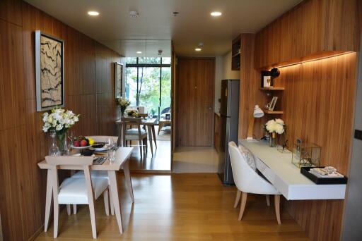 Brand new 1-bedroom duplex in the Phromphong area