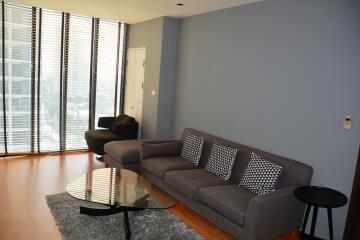 1-bedroom high floor condo in the Thonglor-Ekamai area