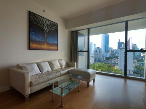 Stunning modern 2-bedroom condo for sale in Sathorn