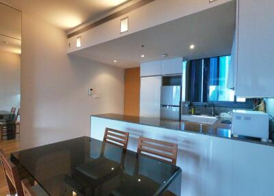 Stunning modern 2-bedroom condo for sale in Sathorn