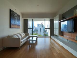 Stunning modern 2-bedroom condo for sale in Sathorn