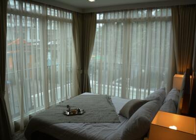 2-bedroom modern condo in Yen Akard