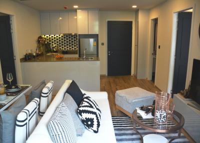 2-bedroom condo in residential area of Yen Akard