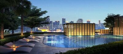 1-bedroom modern condo very close to BTS Ploenchit