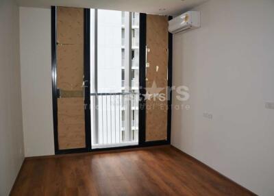 1-bedroom high floor condo close to BTS Phromphong