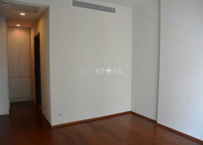 2-bedroom condo in high end residence of Thonglor