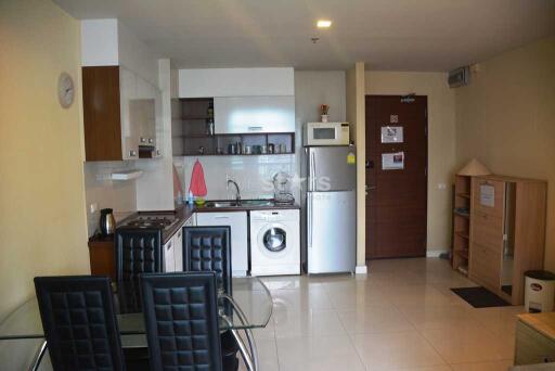 2 bedroom condo for sale on Nana to Phetchaburi