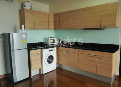 1-bedroom condo for sale close to BTS Chidlom