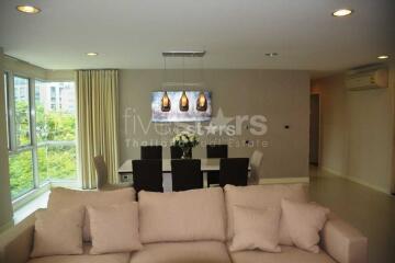 3-bedroom condo right next to Benjasiri Park & 500m from BTS Phromphong