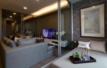 New 1-bedroom condo in the heart of Asoke area