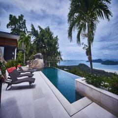 Amazing 4 bedrooms villa with one of the best Seaview of Koh Samui