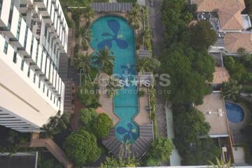 3-bedroom high floor spacious unit for sale in the heart of Sathorn