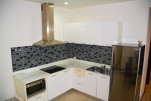 2-bedrooms condo for sale close to the BTS Nana Stations