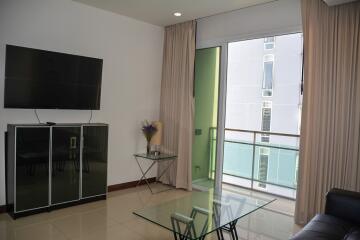 2-bedrooms condo for sale close to the BTS Nana Stations