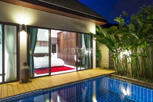 Tropical style villa located in a quiet area close to the Nai Harn Beach