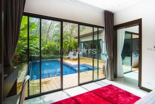 Tropical style villa located in a quiet area close to the Nai Harn Beach