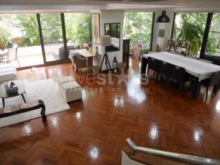 3-bedroom duplex with large terrace in Phromphong