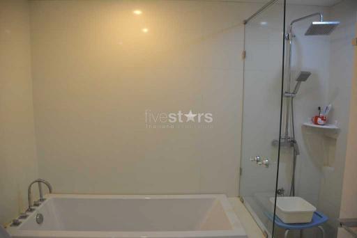 3-bedroom high floor condo for sale close to BTS Asok