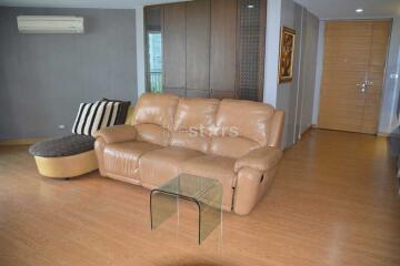 3-bedroom condo between Thonglor & Ekamai