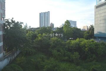 Two-bedroom corner unit in Nanglinchee area