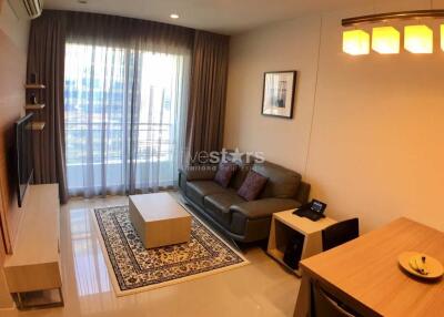 1-bedroom high floor unit in Nana/Petchaburi