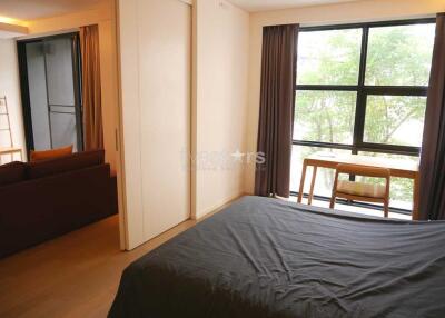 1-bedroom condo for sale close to Ekkamai BTS station