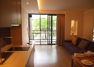 1-bedroom condo for sale close to Ekkamai BTS station