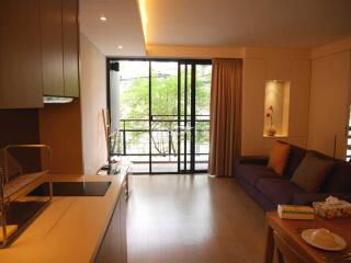 1-bedroom condo for sale close to Ekkamai BTS station