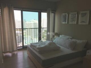 2-bedroom condo for sale 300m from BTS Phromphong