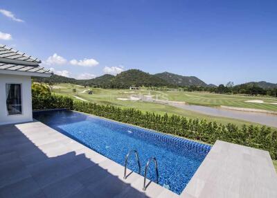 Stunning golf course pool villa for sale in Hua Hin