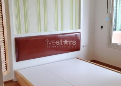 1-bedroom spacious high floor unit for sale close to BTS Chong Nonsi