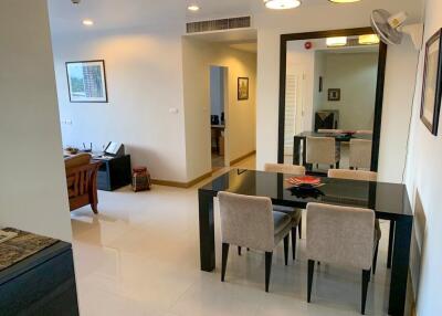 2-bedroom spacious condo in low rise residence in Phromphong