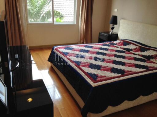 2-bedroom spacious condo in low rise residence in Phromphong